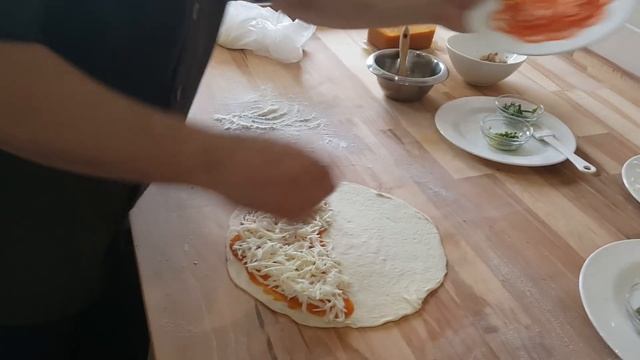 Кальцоне закрытая пицца смотреть онлайн