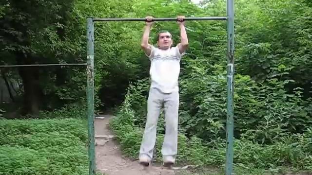 Подтягивание с хлопком ладоней смотреть онлайн