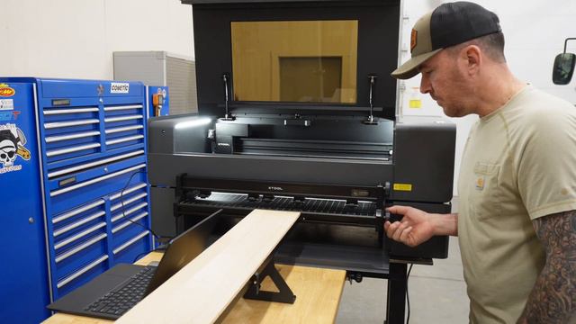 XTool P2 CONVEYOR....Complete SET-UP And First Use смотреть онлайн