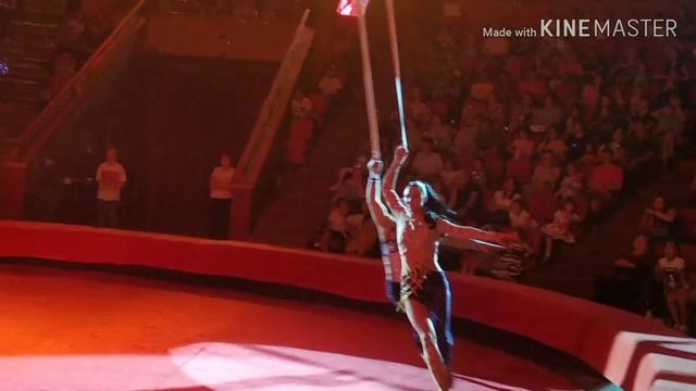 "интро цирк" в Бишкеке смотреть онлайн