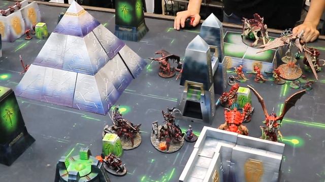 Live Warhammer 40k Battle 2k Nova Missions Khorne vs Forces of the Hive Mind смотреть онлайн