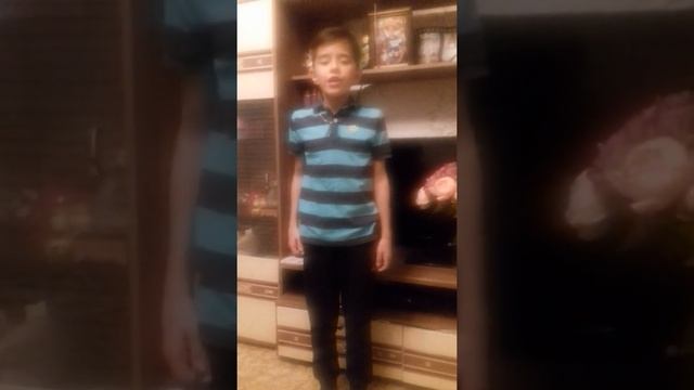 Ивана Андреевич Крылов . Мартышка очки (басня) смотреть онлайн