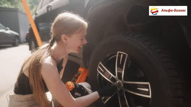 Гайковёрт сетевой Вихрь ГС 1100 и Домкрат гидравлический подкатной ДМК 3 смотреть онлайн