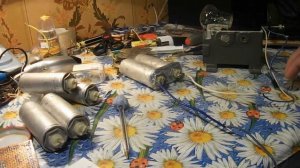 Пусковой конденсатор большой емкости  для асинхронных  дв. большой мощности делаем из электролитов!