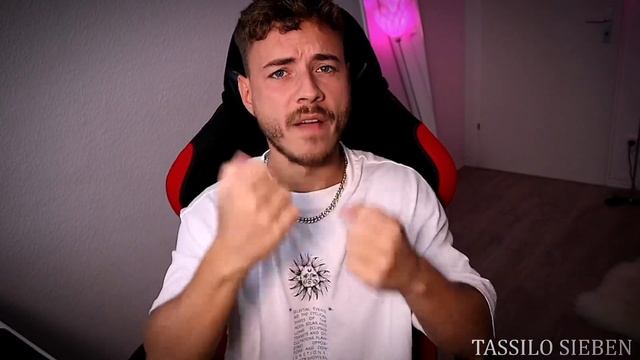 This country has a different era ?! смотреть онлайн