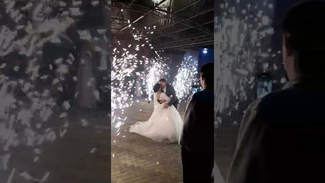 Холодные фонтаны на свадьбу г. Армавир смотреть онлайн