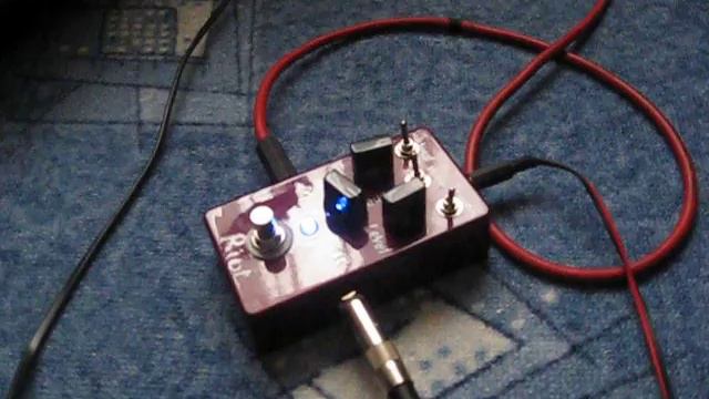 Копия Suhr Riot с модами смотреть онлайн