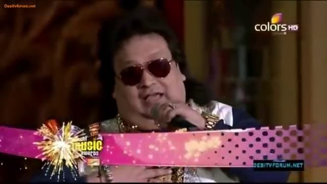 Shreya Ghoshal Mirchi Music Awards Performance! HD