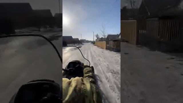 Тикси с двигателем лифан 20л.с #рм #переделка #тикси #снегоход смотреть онлайн