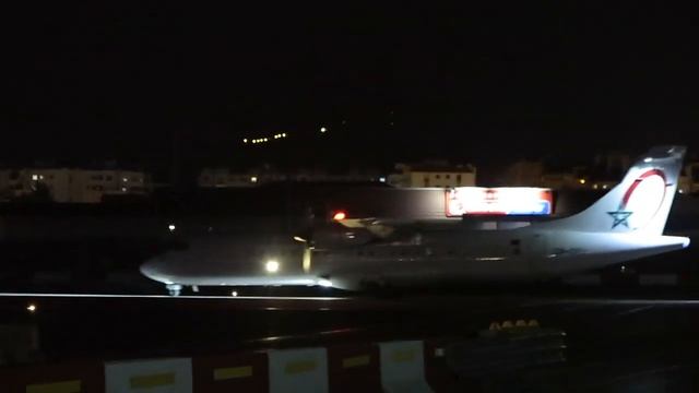 Разгон самолёта Гибралтар-Танжер в аэропорту Гибралтара смотреть онлайн