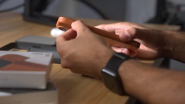 This ONE Leather Case is Worth Considering ! iPhone 15 Pro Max x Bellroy Mod Phone Case + Wallet смотреть онлайн