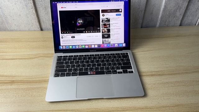 รีวิว MacBook Air M1 ใช้ดี ตัดต่อสบายไม่ต่างจาก M2 ลำโพงดี ปล่อย 18,500 บาท