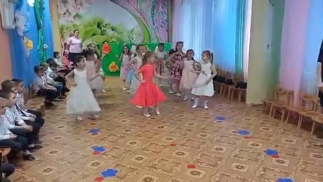 Танец девочек "Я модница " смотреть онлайн