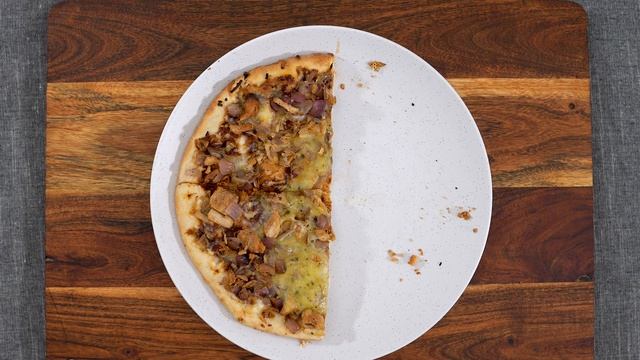 Trader Joe’s BBQ Chicken Pizza - So Yummy