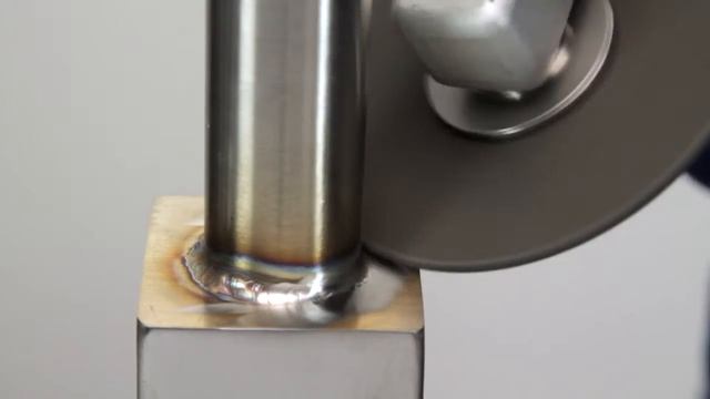 Шлифовка сварных швов с помощью FINITEASY смотреть онлайн