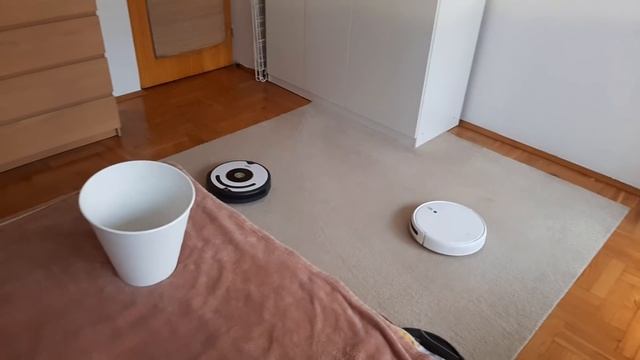 RoboVac Party#4: Roomba, Samsung, Xiaomi, Electrolux, Vileda | LOT of plastic beads! ??? смотреть онлайн