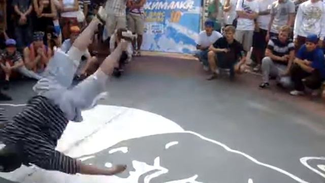 Выступление нижегородских танцоров брейк-данса смотреть онлайн