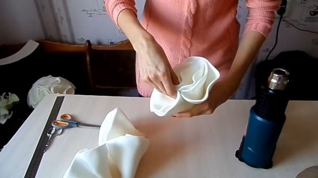 Дело в ШЛЯПЕ!!! ЦВЕТЫ-ШАРИКИ в огромной шляпной коробке / Видео мастер-класс №4 смотреть онлайн