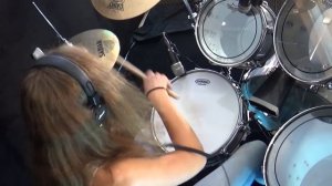 Master Of Puppets (Metallica); drum cover by Sina