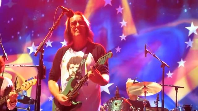 Ringo Starr: The Live Music Videos - Wings