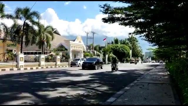 JALAN MOHAMMAD HATTA SIANG INI BY AQU VLOG смотреть онлайн