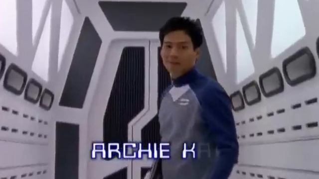 Power Rangers in Space opening with Lost Galaxy Cast смотреть онлайн