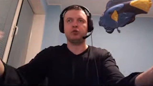 Как Папич стучит кулаками смотреть онлайн