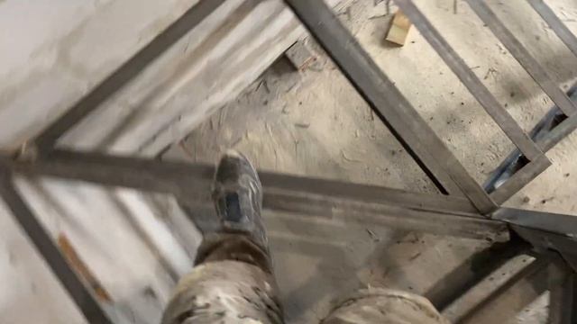 Каркас лестницы с 4 забежными + доп. перемычка смотреть онлайн