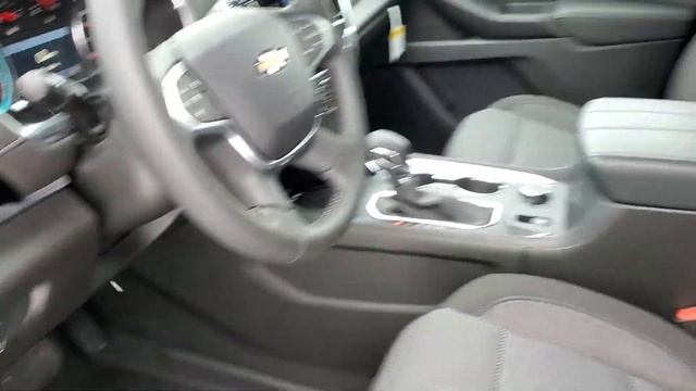 2023 Chevrolet Traverse LT Cloth MI Freeland, Sanford, Bay City, Beaverton смотреть онлайн