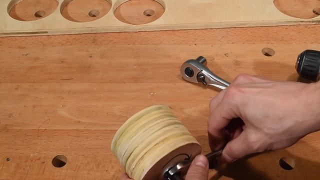 Шлифовальный барабан своими руками / DIY Sanding Drum смотреть онлайн