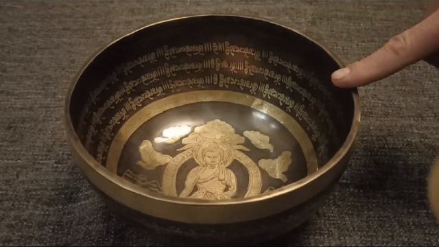 Поющая чаша кованая "Будда" 22.5 см. Нота ФА (F) 174.60 Гц. смотреть онлайн