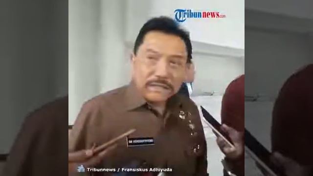 00049 HENDRO PRIYONO смотреть онлайн