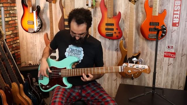 Sire P5 5 String Bass - Satisfaction for Five String Precision Bass Lovers - LowEndLobster Review смотреть онлайн