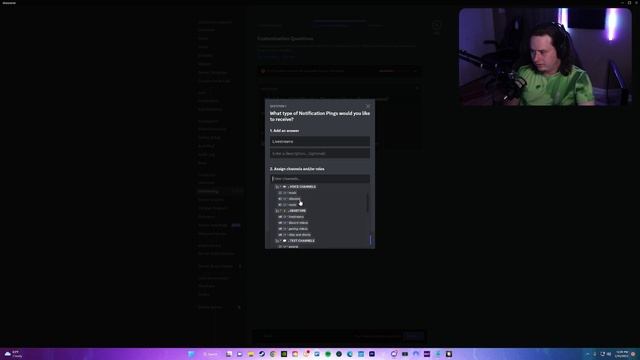 Discord's New INTEGRATED Reaction Roles! (Discord Onboarding Overview) смотреть онлайн
