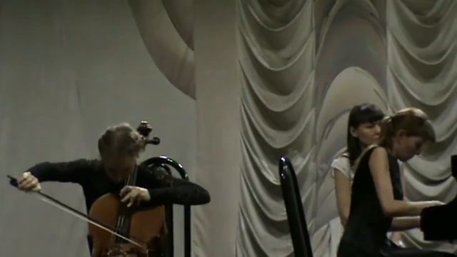 Н.Раков "Поэма" для виолончели и фортепиано смотреть онлайн
