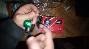 Курок газа электровелосипеда.