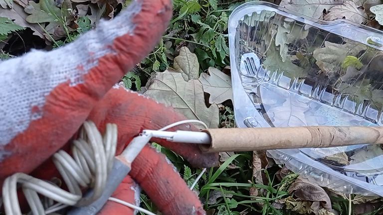 Нашел ПЛАТИНУ в мусоре! Приборы - радиодетали - драгметаллы. Золото, палладий, платина, серебро. смотреть онлайн