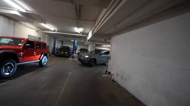 ПОДАРИЛ ПОМОЩНИЦЕ МАШИНУ ЕЁ МЕЧТЫ смотреть онлайн