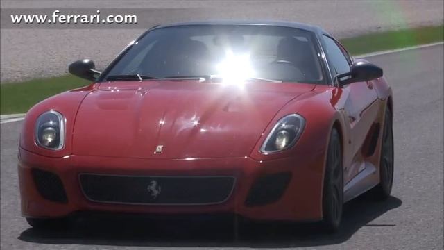 La Ferrari 599 GTO in pista / The Ferrari 599 GTO on the track смотреть онлайн