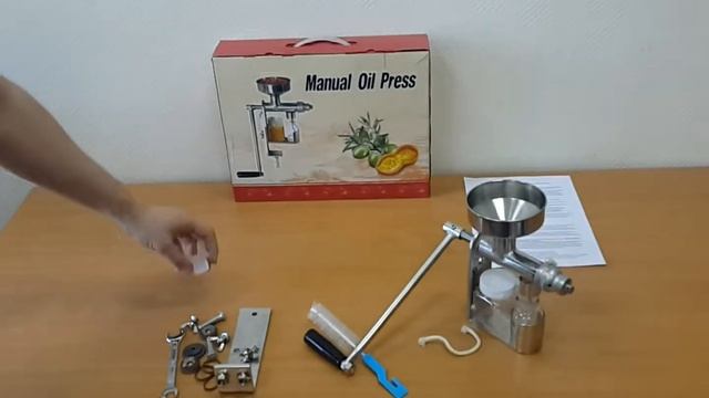 Пресс ручной для холодного отжима Dream Manual ODM-02 смотреть онлайн
