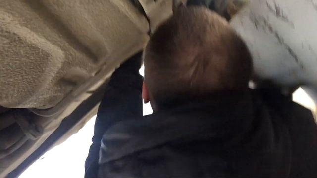 Замена резанатора (средняя часть глушителя )ВАЗ 2108-2115 смотреть онлайн