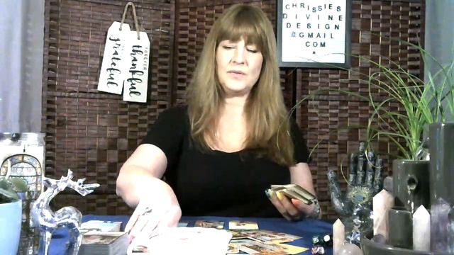 V's Empress is affected by ......tarot reading * new *❤ has a message смотреть онлайн