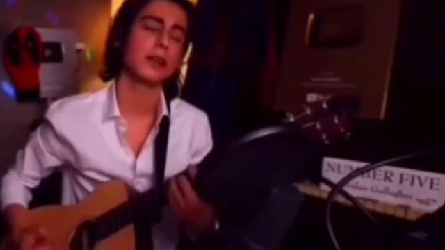 Aidan Gallagher sing - rolling in the deep / Adele смотреть онлайн