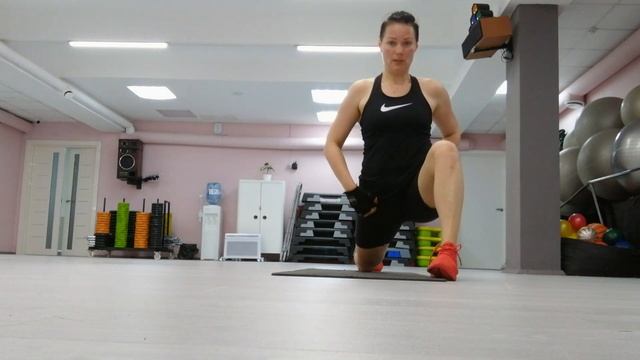 Заминка/Растяжка для заключительной части тренировки смотреть онлайн