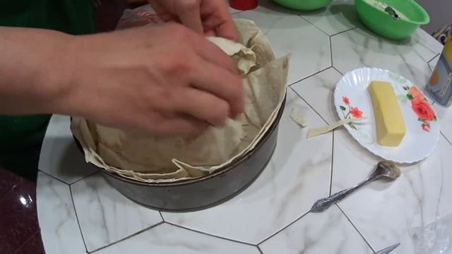 Пирог из лаваша с курицей,рисом и грибами! Pita pie with chicken, rice and mushrooms! смотреть онлайн