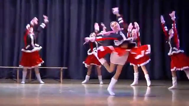 Танец Зимушка Зима ВАЛЕНКИ коллектив ДЖЕРЕЛЬЦЕ смотреть онлайн