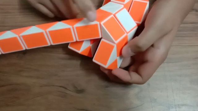 SNAKE CUBE: LION | (60 Wedges) смотреть онлайн
