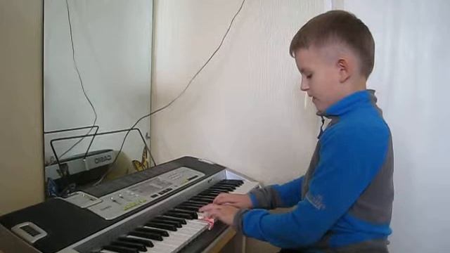 Золотарёв Илья Денисович - Русская народная песня "Здравствуй гостья зима" смотреть онлайн