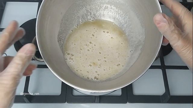 Вкусные рецепты: вафли, панкейки, кексы