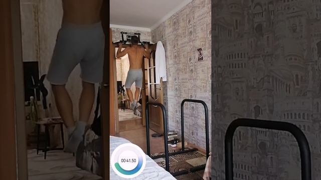 ПАПЕ НА ДЕНЬ РОЖДЕНИЯ В ЧЕСТЬ 43 ЛЕТИЯ 43 ПОДТЯГИВАНИЯ 43 ОТЖИМАНИЯ НА БРУСЬЯХ смотреть онлайн
